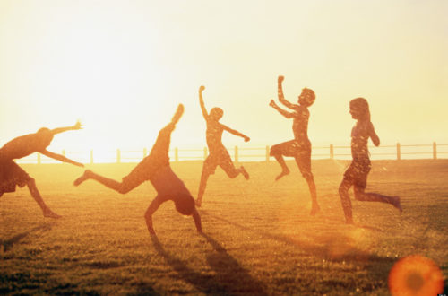 Pourquoi les « moments de bonheur » nourrissent-ils notre bien-être ?